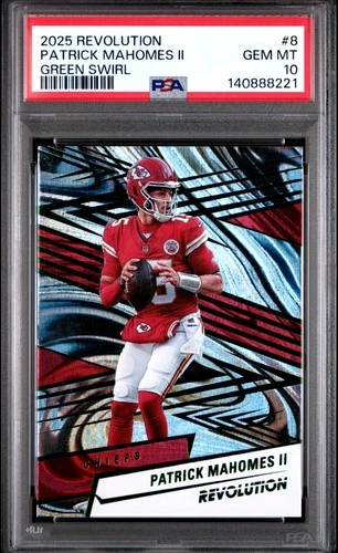 2025 PANINI REVOLUTION GREEN SWIRL #8 PATRICK MAHOMES II 154/199 PSA 10