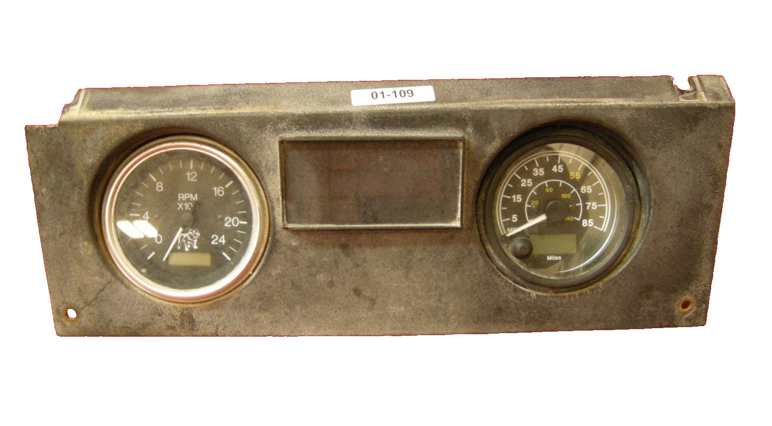 2005 MACK Dash Gauge Cluster  Assembly  NO RESERVE!   01-109
