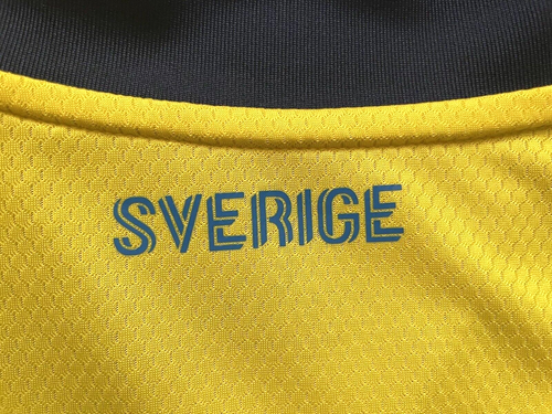2020/21 Sweden Home Jersey #10 Ibrahimovic XL Adidas Soccer Football Euro NEW - Picture 12 of 15