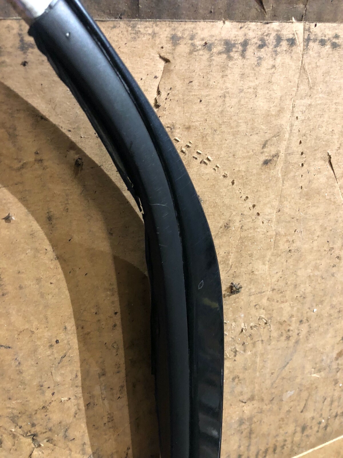 BMW E30 PAIR BLACK SHADOWLINE REAR WINDOW VENT TRIM 51131922271 