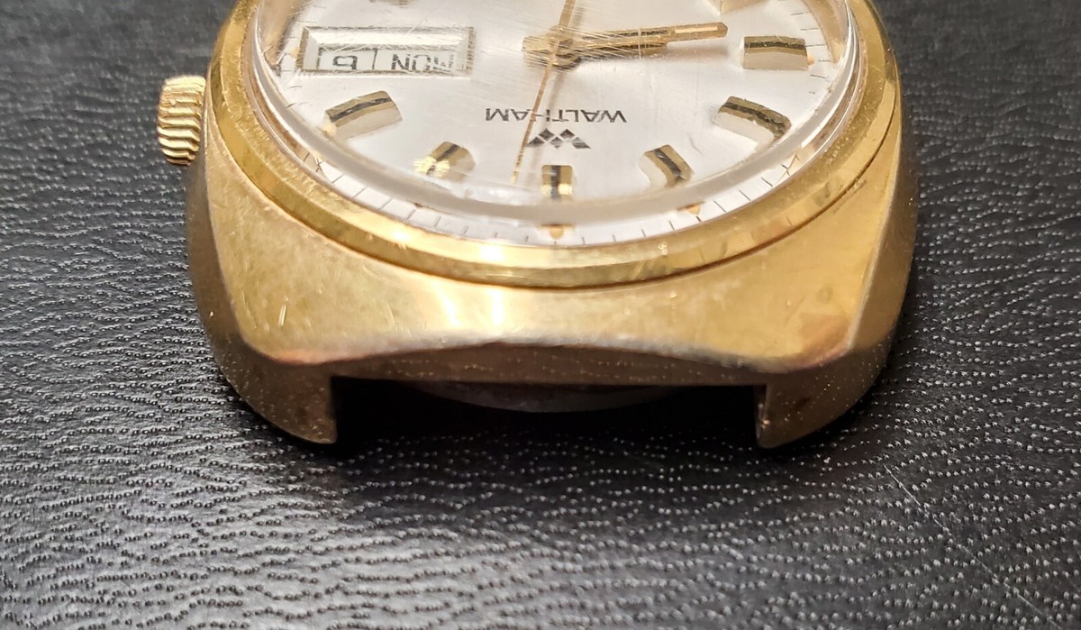Montre Vintage Waltham Electrodyne Années 1970 - Suisse, Quartz, Cadran Doré - Avec Légères Traces
