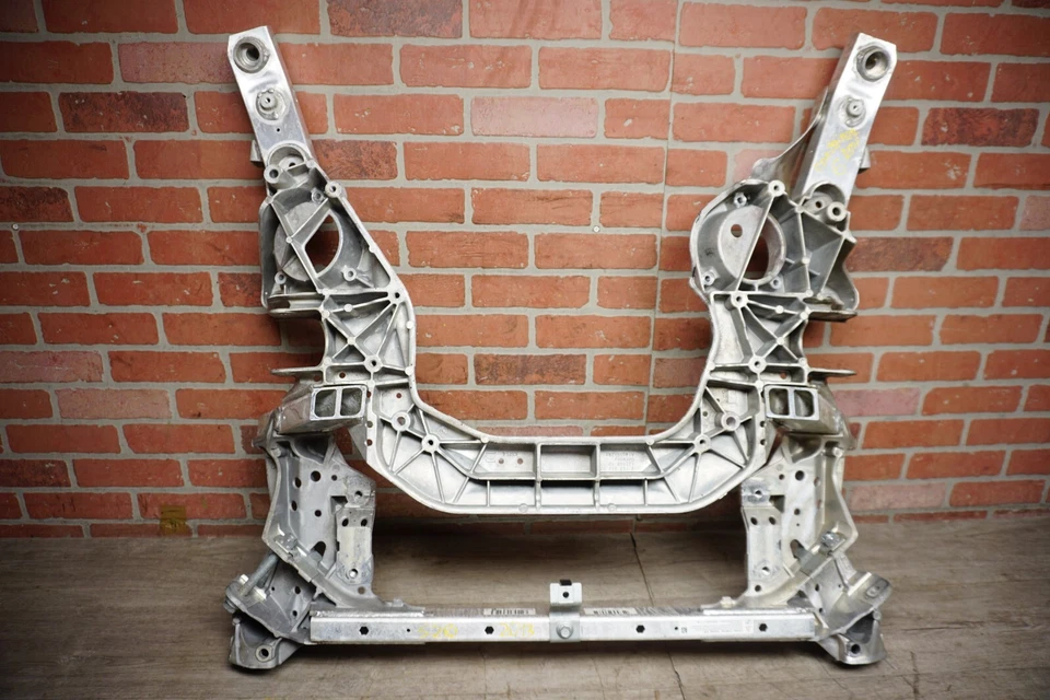 2012-2016 BMW 528I XDRIVE F10 2.0L AWD ПЕРЕДНЯЯ ПОДСТАВКА ДВИГАТЕЛЯ ПОПЕРЕЧНЫЙ ЭЛЕМЕНТ 119K OEM - Изображение 3 из 4