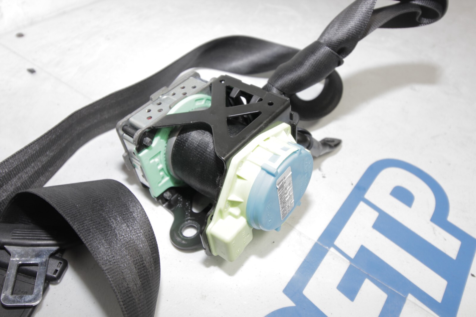 08-13 AUDI R8 4.2L V8 OEM RIGHT PASSENGER SEAT BELT RESTRAINT 501NA4Q17W BLACK