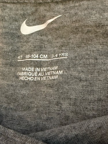 V-Toddler Girls Nike Top & Shorts Set 4t - Picture 4 of 6