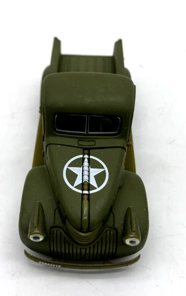 GEARBOX 1941 Military Chevrolet Pickup Truck Die-Cast & Plastic 1/43 - Image 4 of 4