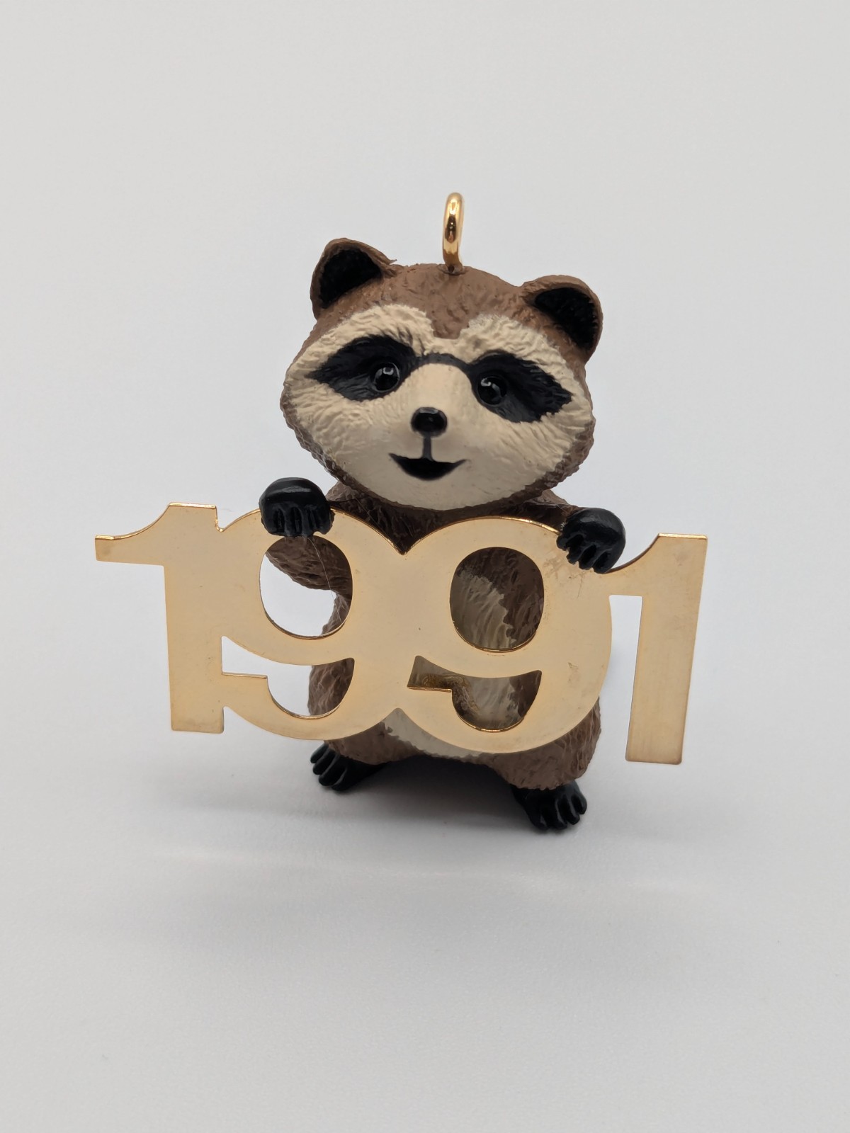 Hallmark Keepsake Fabulous Decade 1991, 2nd in Series, Vintage Raccoon Ornament