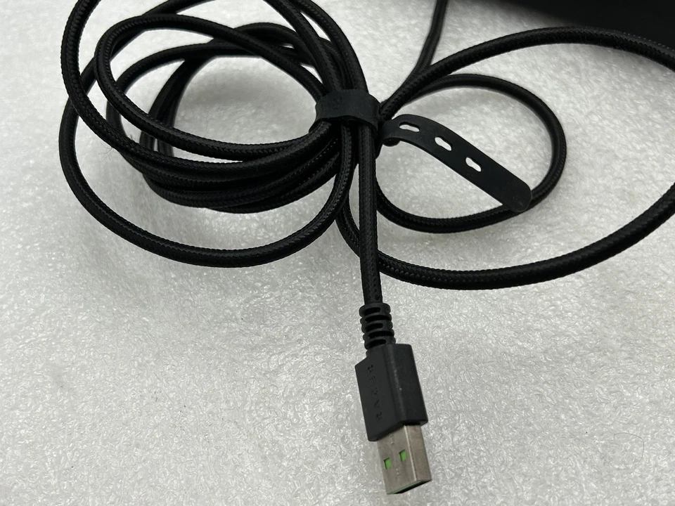 Razer RZ03-0354 - BlackWidow V3 Wired Mechanical Gaming Keyboard - YELLOW Switch - Image 4 of 4