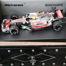 1/18 Scale Minichamps  F1 Vodafone McLaren Mercedes Mp4-22 L. Hamilton
