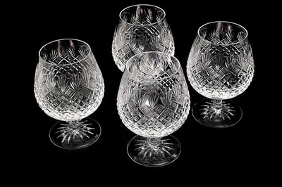 EIN SET AUS 4 GROSSEN HOCHWERTIGEN EDINBURGH GESCHLIFFENEN KRISTALLBRAND/WHISKEY, GIN SCHNÜFFLER...
