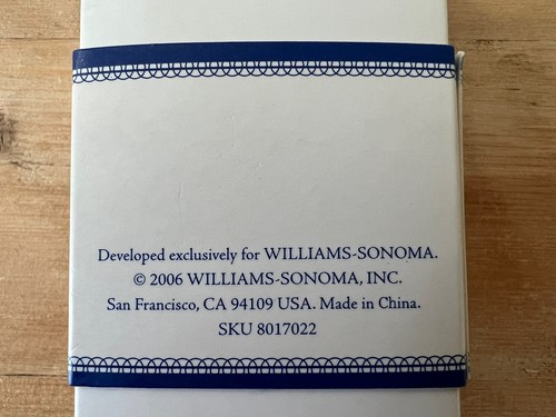 NIB Williams - Sonoma White Blue Banded Porcelain Napkin Rings Set 4 Simple - Picture 9 of 9