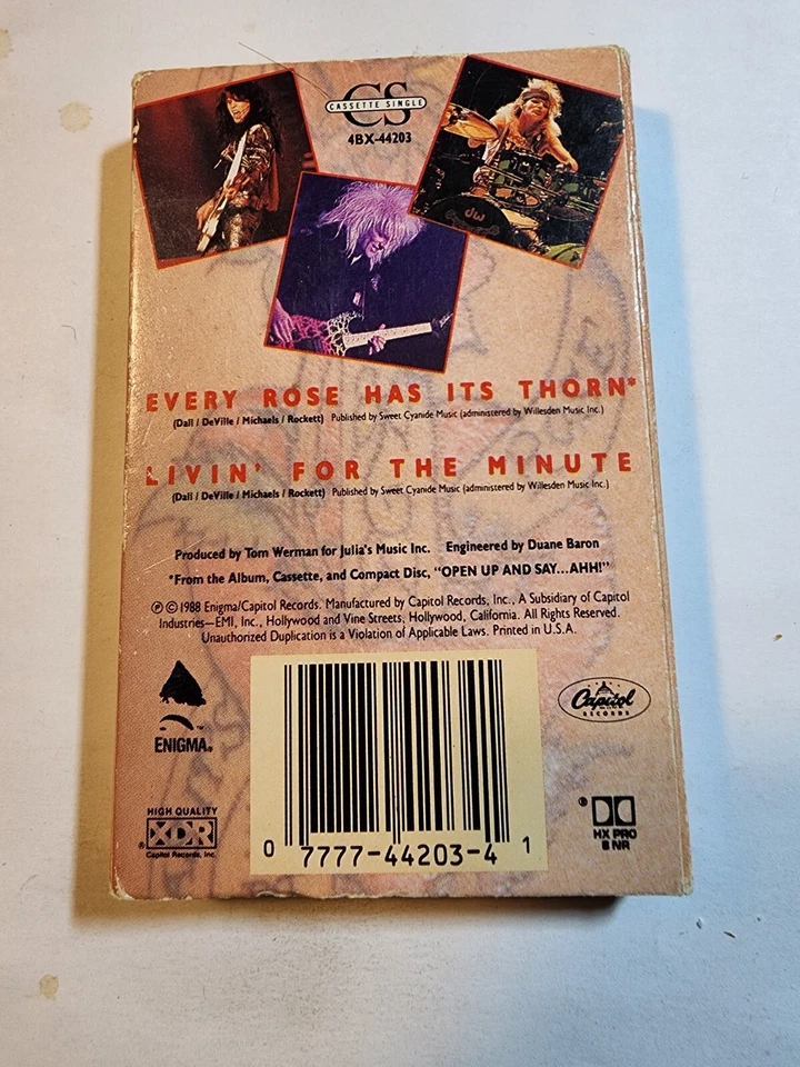 Poison Every Rose Has It's Thorn b/w Livin' For The Minute Cassette VG+ CS10 Foto 2 de 2