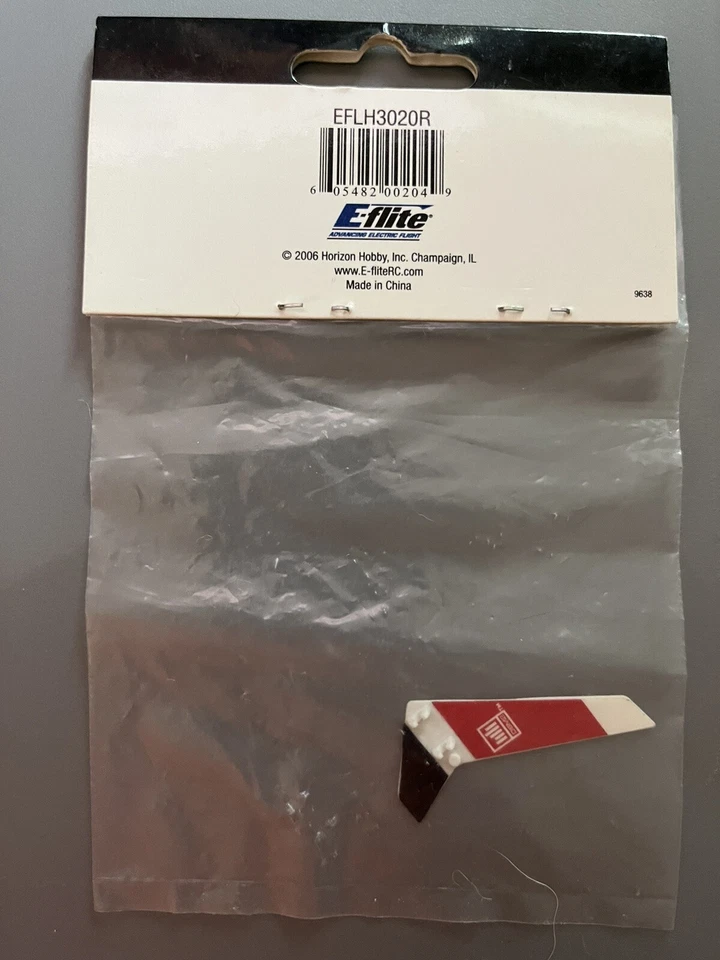 BLADE 3020R Vertical Fin Red BMSR - Image 2 of 2