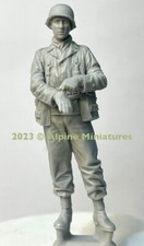 ALPINE MINIATURES 1:35 SET 35313 WWII US COMBAT MEDIC  1 FIGURE 