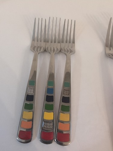 9 pcs. Fiesta Celebration Flatware - Picture 2 of 5