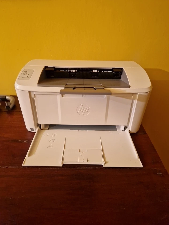 Stampante Laser HP LaserJet M110w Bianco e Nero - Immagine 2 di 3