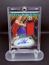 2017-18 Panini Spectra Basketball Cards 7