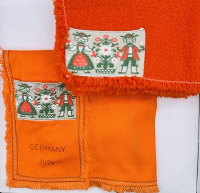 Vintage Handcrafted Folk Art German Orange Full Apron 6 Matching Placemats