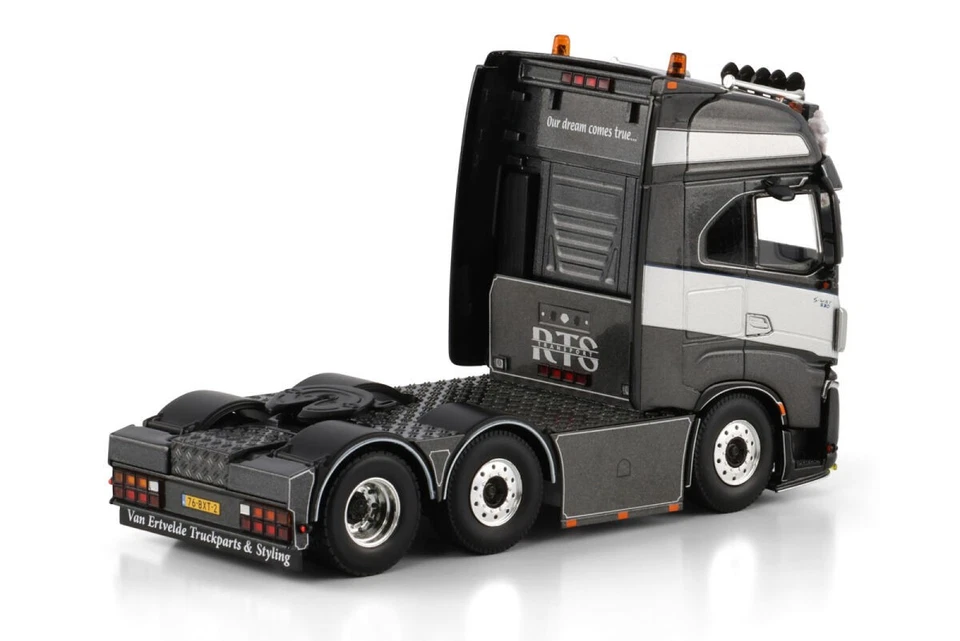 Iveco S-way AS high 6x2 "RTS Transport" WSI truck models 1:50 scale — 第 4/4 张图片