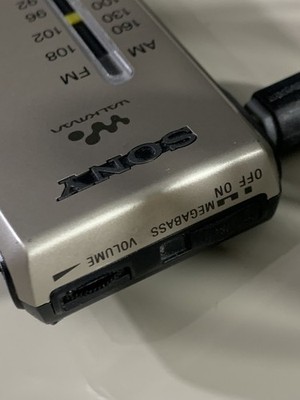 Sony Walkman SRF-S84 Mega Bass FM/AM Pocket Radio Small Compact
