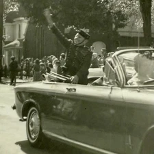 Johnny Roventini Snapshot Photo Philip Morris CIGARETTE Advertising Bellboy