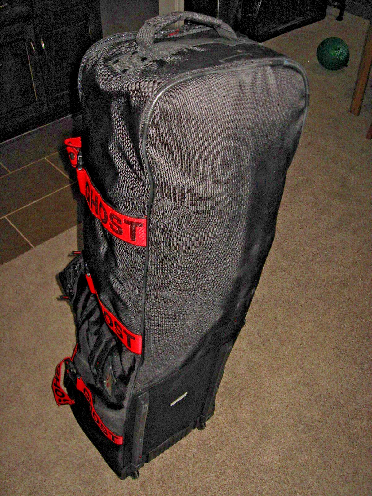 College Traveler Travel Bag, Black/Red - Club Glove Golf