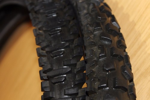 Kona Equilibrium & Propulsion 26 x 2.0/2.3 Mountain Bike Tyres Retro Joe Murray - Picture 10 of 11