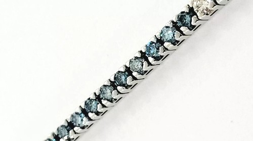 Bracciale Tennis Astralia in Oro 18kt-750 Diamanti Sky Blue Ct 2,09 - 19cm - Foto 10 di 14