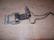 03 Aprilia Scarabeo Ditech 50 complete seat hinge stop assembly