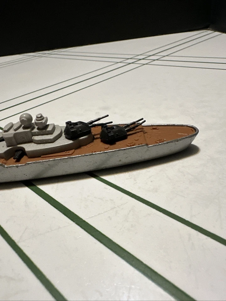 Matchbox Sea Kings K-303 Battleship Vintage 1976 Lesney England Diecast Navy Toy - Image 4 of 4