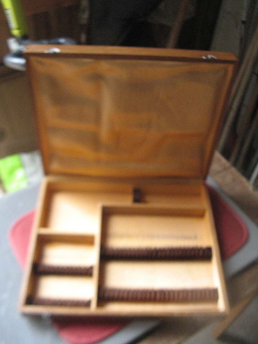 Coffret écrin En Chêne Pour Ménagère En Argenterie (vide). Marque Gagneur & Combet, Lyon, Années 1920-40. Occasion Bon état. Bois Et Laiton, Fait Main.