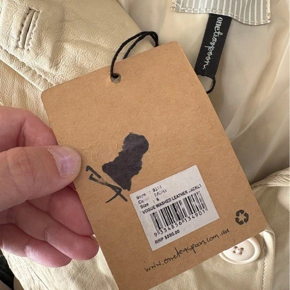 Chaqueta de cuero lavado Vogue Ivory One Teaspoon talla 6 nueva con etiquetas Foto 4 de 4