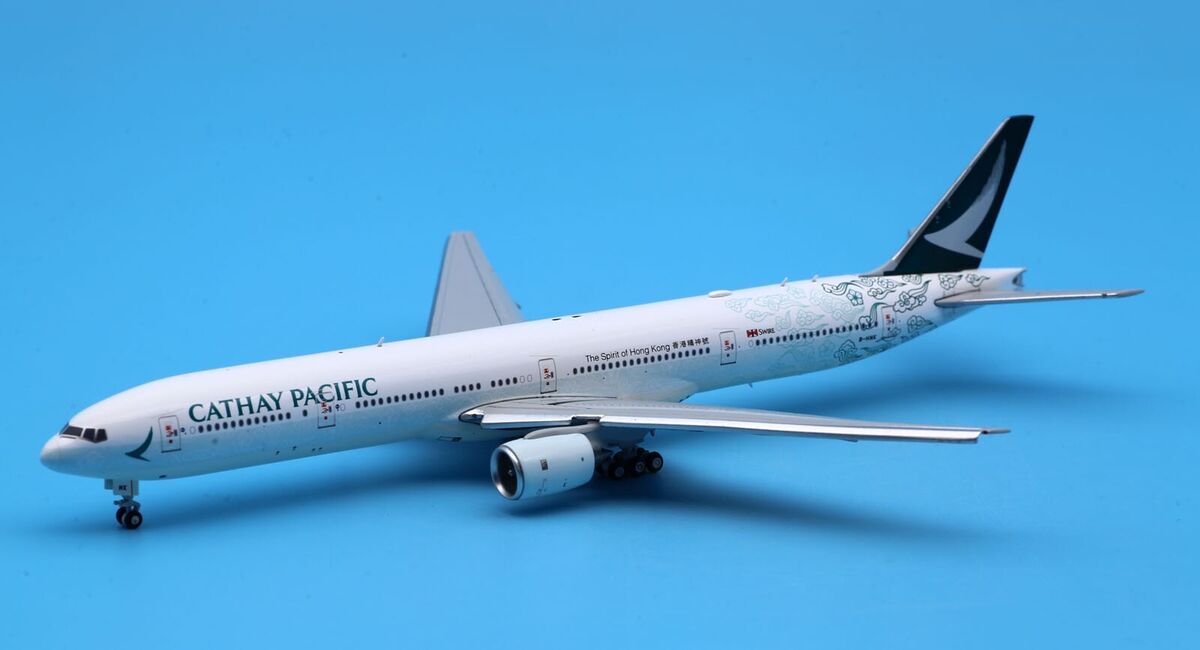 JC Wings 1:400 Cathay Pacific B777-300 Diecast Aircraft JC Wings 1:400 Cathay Pacific B777-300 Diecast Aircraft