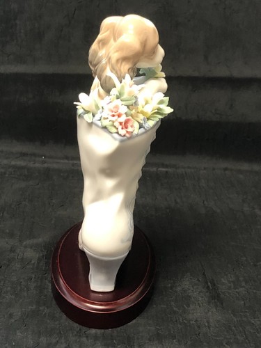 Lladro ""A Well Heeled Welpe"" Sammlerfigur # 6744 Hund im Stiefel Top - Bild 4 von 15