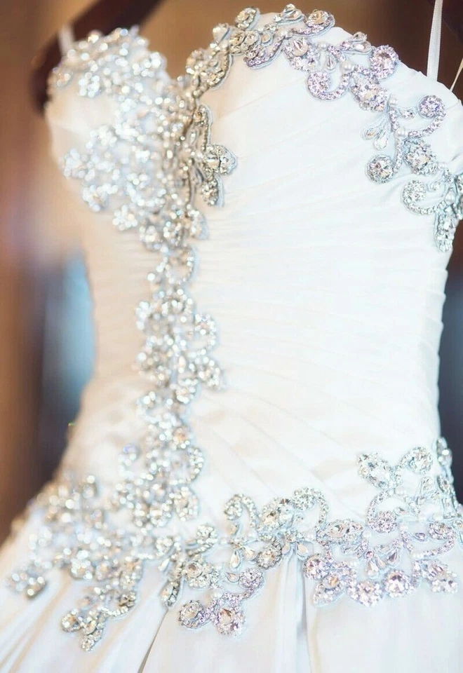 Vestidos de novia sin tirantes estrás correa cuentas vestidos de baile de novia talla grande Foto 3 de 4