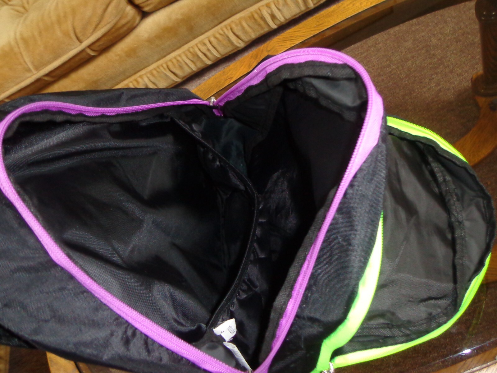 Eastsport Backpack Size Medium - image 15