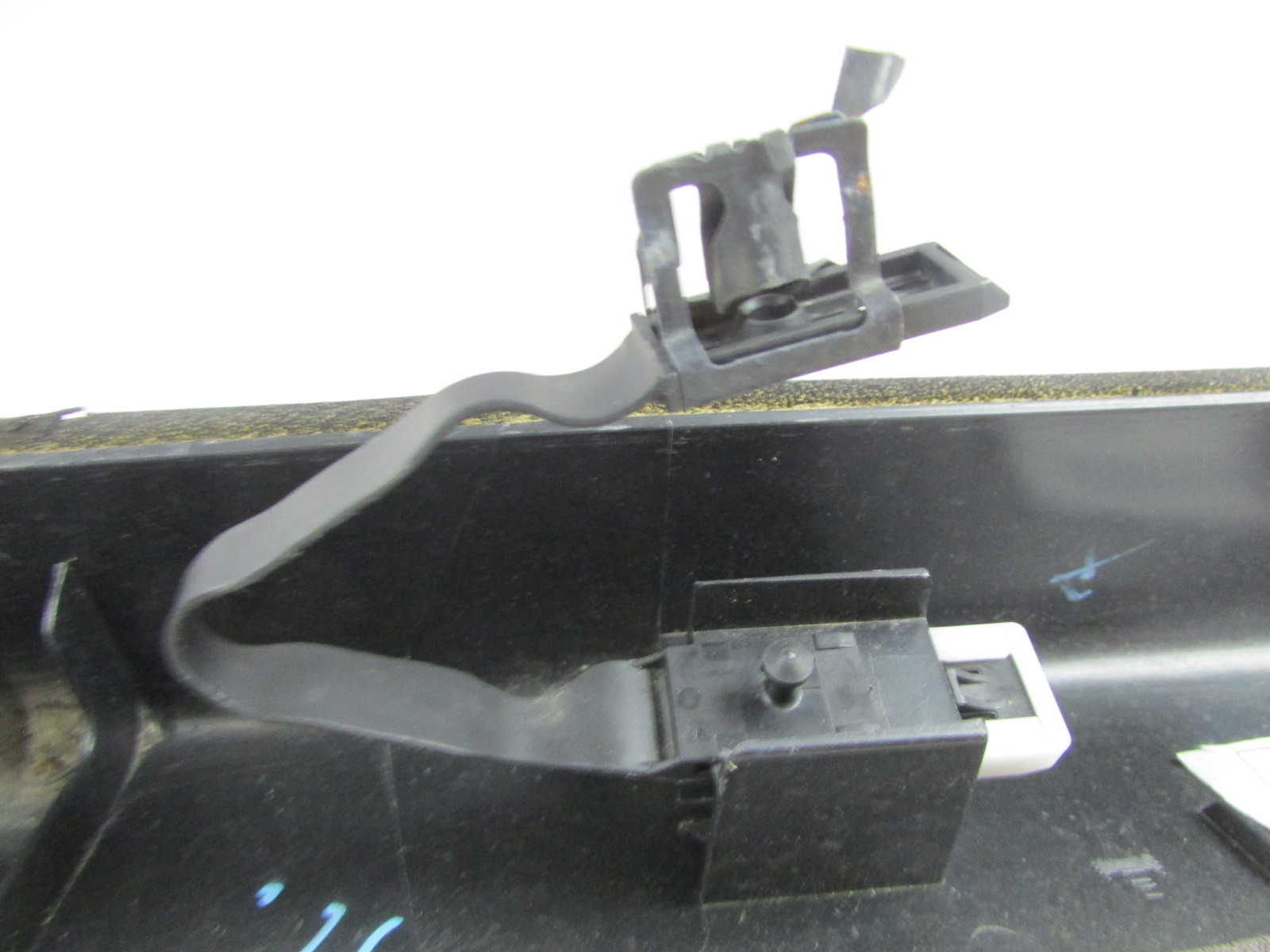 Maserati Quattroporte, RH A-Pillar Interior Trim Panel Black Used P/N 6700133560