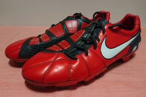 nike total 90 strike