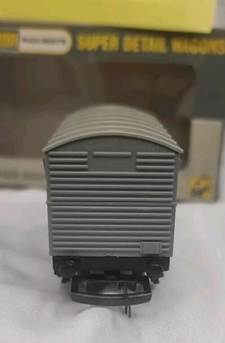 WRENN Super Detailed W5028 12T Banana Van NE 159611 GREY 1974/76 OO Rate Model - Picture 7 of 21
