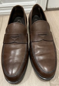 $525 TOD'S - Leather Brown Penny Loafers - US 8
