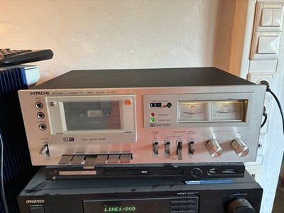 Hitachi D-220 Stereo Cassette  Deck / Tape Deck / 1977-1979 / Antriebsriemen neu