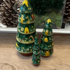 Vintage Christmas tree Russian nesting doll figure hand painted
