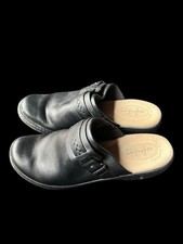   ultimate comfort collection Black boho clogs  