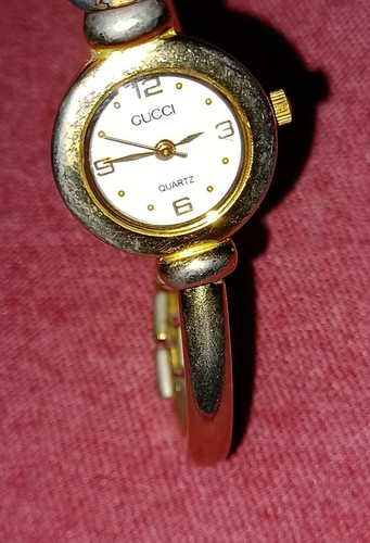 Gucci Vintage Bangle Watch Womens Gold 
