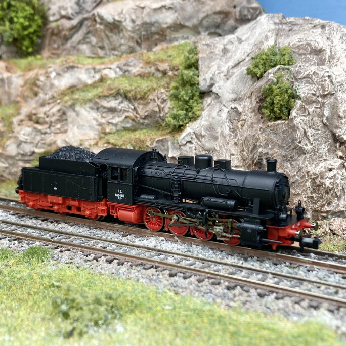 Locomotive vapeur 460 010 FS Fleischmann 715504 pour réseau ferroviaire miniature N 1/160