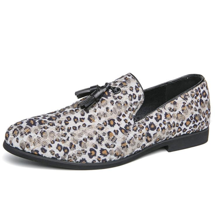 SAOLA Mocassino abito stringato da uomo rivet punta punta leopardo lucido scarpa da nightclub Pttern