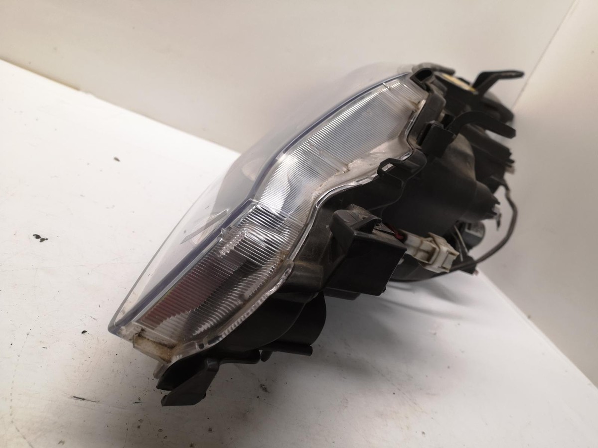 TOYOTA ESTIMA HYBRID 2009 - 2013 RIGHT HEADLAMP XENON SILVER