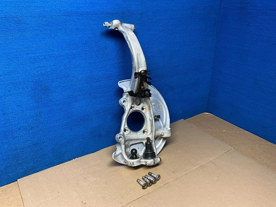 AUDI A5 QUATTRO 2018-2021 eje delantero izquierdo lado del conductor buje nudillo fabricante de equipos originales 66 k Foto 2 de 4