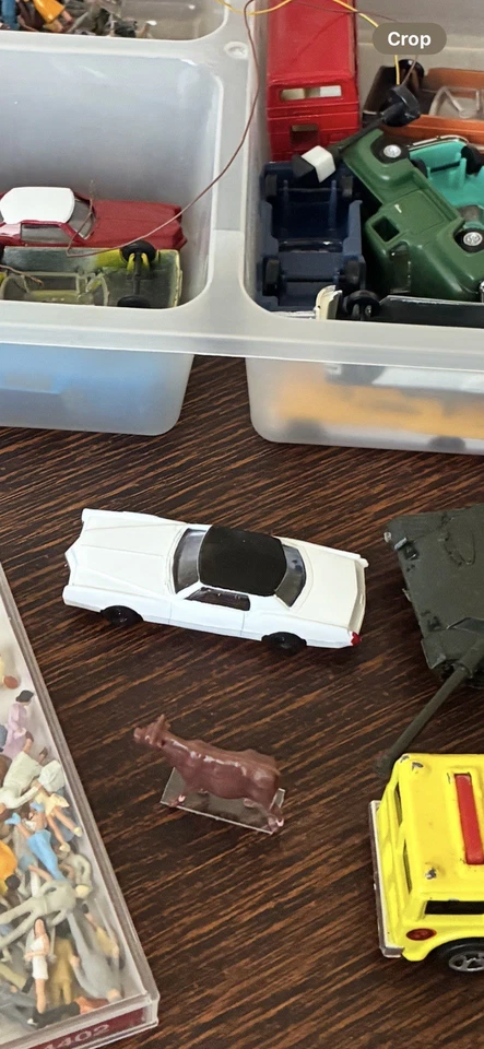 VINTAGE ACCESSORIES (READ) Bachmann, Matchbox, HO SCALE Tank, Ppl, Cars Etc… - Image 4 of 4