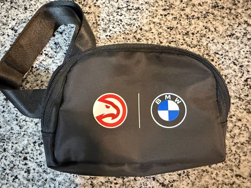 BMW Atlanta Hawks NBA Belt Bag Rarw New Item Made In China