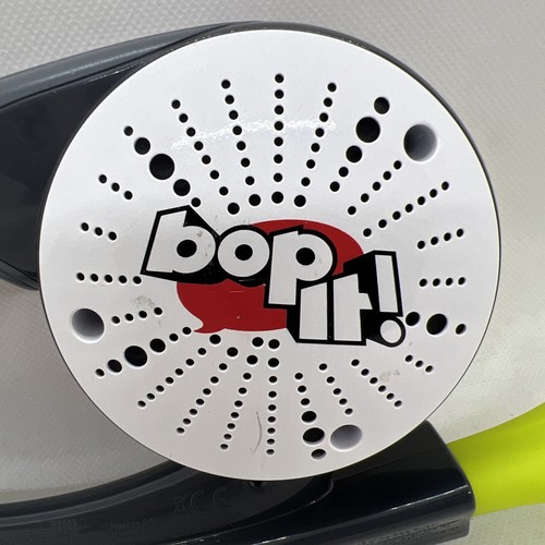 Bop It Hasbro 2015 Handheld Electronic Game Twist and Pull PARTY WORKS - Picture 7 of 9